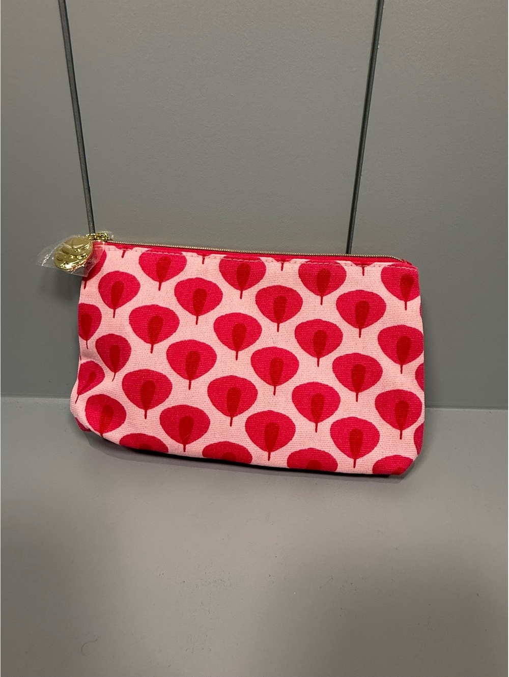 EstΓ©e Lauder Pink and Red Cosmetic Pouch new without tags